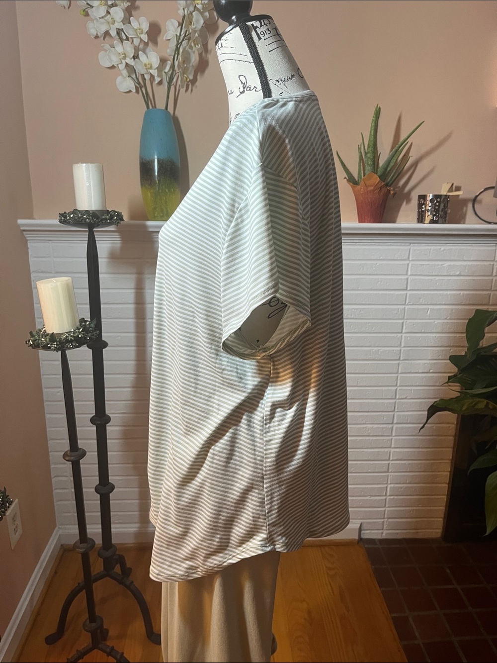 Koolaburra by Ugg Striped Short Sleeve Top and Cream Wide Leg Pants Set - Picture 7 of 11